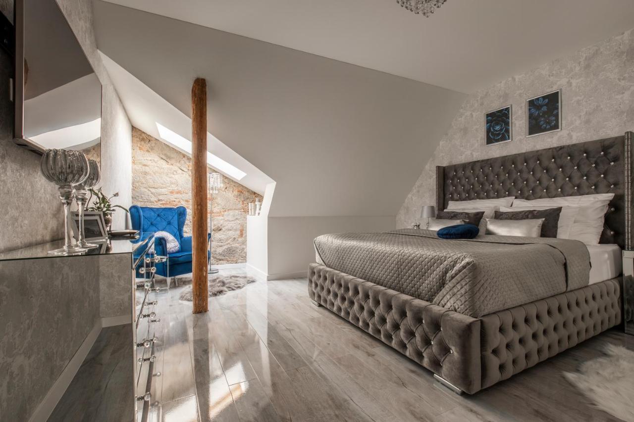 Banská Štiavnica Apartman Blue Moon מראה חיצוני תמונה